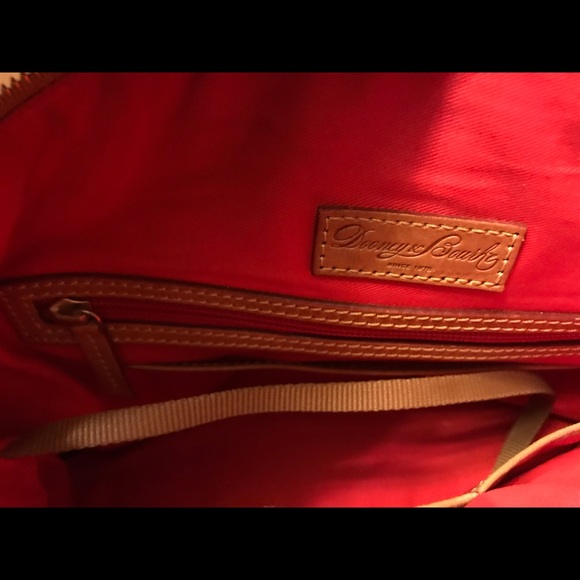 Dooney and Bourke handbag!! - Picture 4 of 4